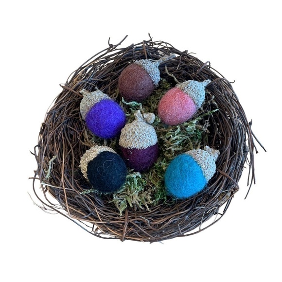 Handmade Wool Acorn Decor - Picture 3 of 7